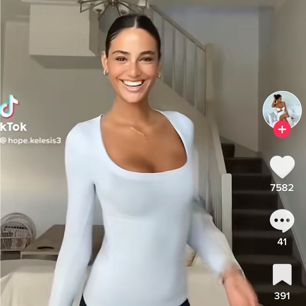 Staple Rib Scoop Neck Long Sleeve Top